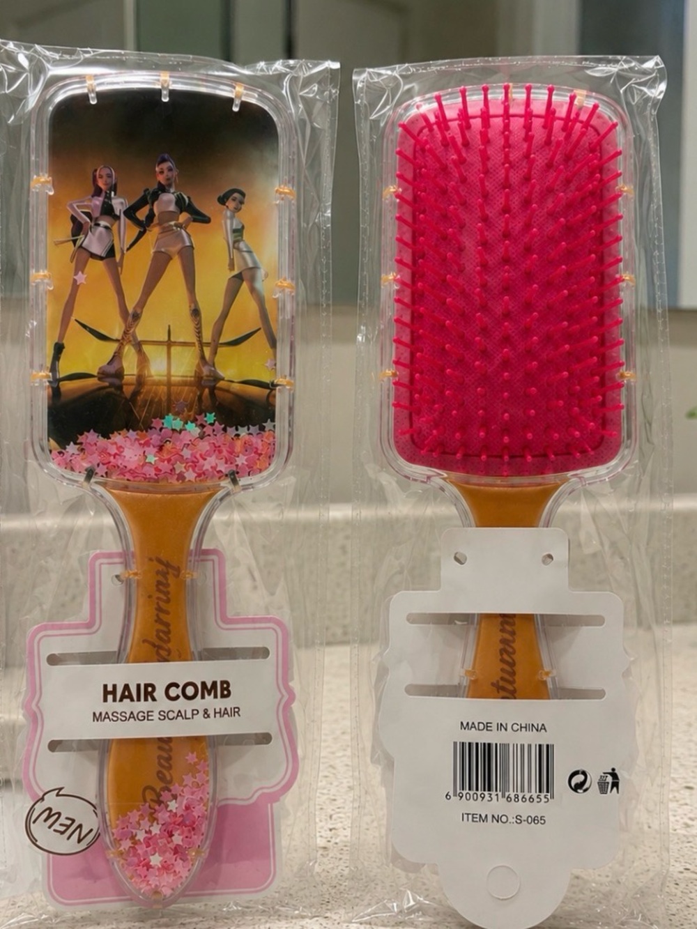 KPOP Demon Hunters Hair Brush - Glitter Paddle Brush - New